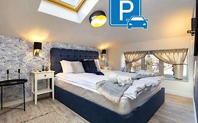 Kapana Art Sky Studios Parking Included